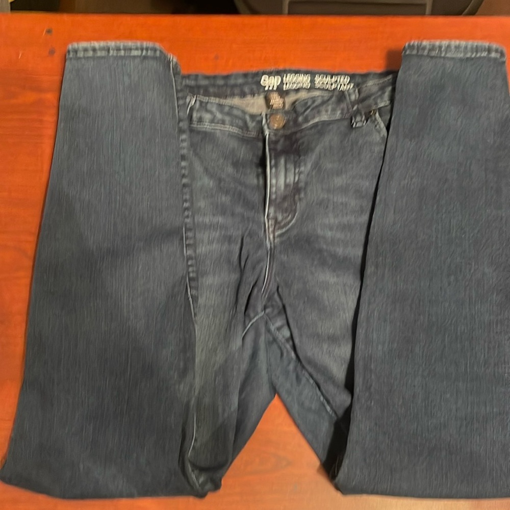 Gently used size 16/33 gap leggings sculpted legging sculptant